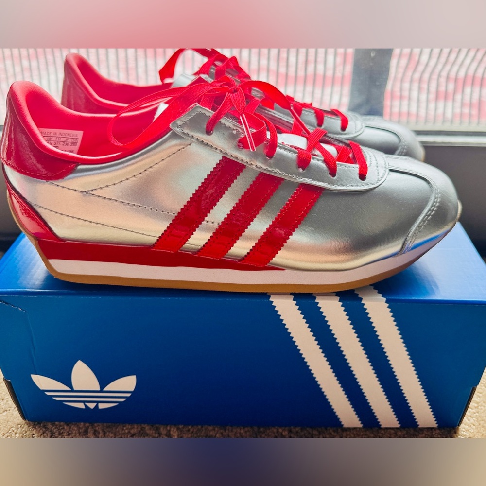 Adidas Country OG Silver Red 3-S Leather Women's Size 6 Athletic Sneaker JP8804